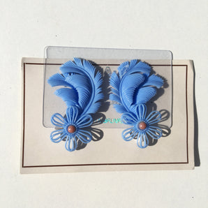 Deadstock 50s Vintage Plastic Blue Feather Flower Earrings