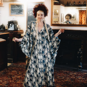 Beautiful velvet lace with sequins and pattered crochet lace - teal Diamond