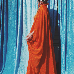 Plissé Orange light weight standard V-neck Kaftan