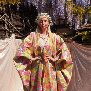 Midsummer Bloom Brocade V-Neck Kimono Robe