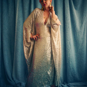 Sequinned sparkle ombre silver / grey / blue Kaftan