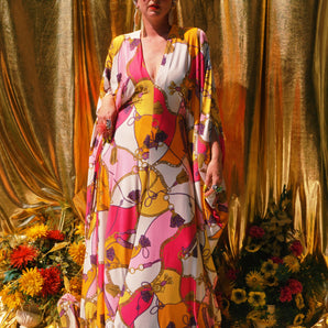 Slinky Chain Reaction Print V Neck Kaftan Gown, Freesize
