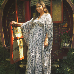 Luna Petal White Lace V Neck Kaftan Gown, Freesize