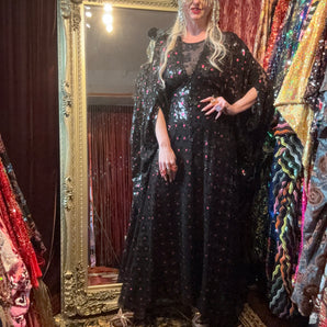 XMAS 25 OFF THE RAILS - sheer black and pink daisy v-neck