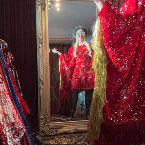 XMAS 25 OFF THE RAILS - red velvet mini withy fringing