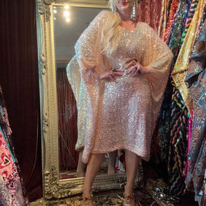 XMAS 25 OFF THE RAILS - peach iridescent midi round neck