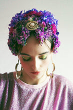 Load image into Gallery viewer, Vintage flowerbud skullcap purple headpiece bonnet
