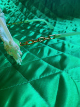 Load image into Gallery viewer, MEGA OTT - Feather and jewel encrusted pointy Dame Edna Glasses
