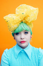 Load image into Gallery viewer, Yellow sequin Bow Turban
