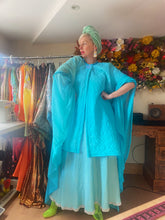 Load image into Gallery viewer, Blue 60s quilted Housecoat Size 8 - 22 UK

