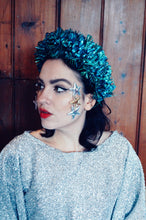 Load image into Gallery viewer, Blue and Green vintage tinsel headband
