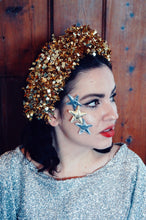 Load image into Gallery viewer, Gold vintage tinsel headband

