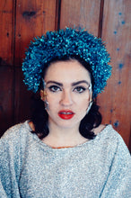 Load image into Gallery viewer, Blue and white vintage tinsel headband
