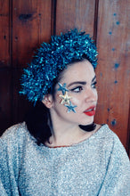 Load image into Gallery viewer, Blue and white vintage tinsel headband
