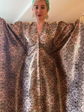 Load image into Gallery viewer, Pink and Gold snowflake pearlescent brocade robe / Kimono and kaftan Dress
