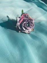 Load image into Gallery viewer, Lilac Heart Bejewelled Rose Bejewelled Brooch
