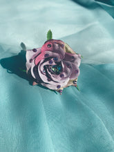 Load image into Gallery viewer, Lilac Heart Bejewelled Rose Bejewelled Brooch

