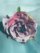 Load image into Gallery viewer, Lilac Heart Bejewelled Rose Bejewelled Brooch
