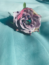 Load image into Gallery viewer, Lilac Heart Bejewelled Rose Bejewelled Brooch
