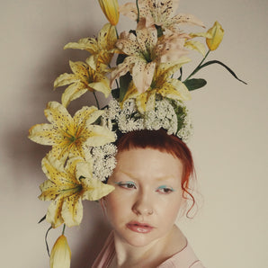 Lily Flower headdress / Carmen Miranda