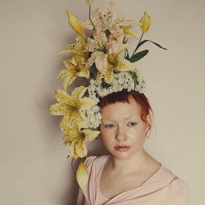 Lily Flower headdress / Carmen Miranda