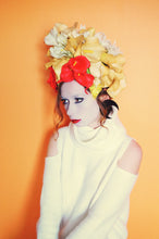 Load image into Gallery viewer, Rubber Lillies floral headpiece
