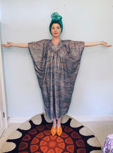 Load image into Gallery viewer, 80s Slinky Kaftan Maxi Dress Free Size
