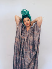 Load image into Gallery viewer, 80s Slinky Kaftan Maxi Dress Free Size
