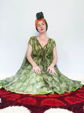 Load image into Gallery viewer, *RARE* 1960s Claire Sandra by Lucie Ann of Beverly Hills peignoir Two-Piece
