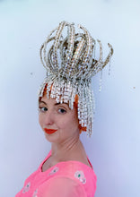 Load image into Gallery viewer, 1940s Original Showgirl Headpiece
