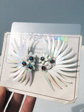 Load image into Gallery viewer, Deadstock 50s Vintage Plastic White Iridescent flower Rhinestone Clip on Earrings
