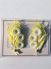 Load image into Gallery viewer, Deadstock 50s Vintage Plastic Flower Earrings
