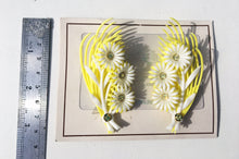 Load image into Gallery viewer, Deadstock 50s Vintage Plastic Flower Earrings
