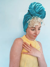 Load image into Gallery viewer, LONG YELLOW SLEEVELESS FLORAL DRESS
