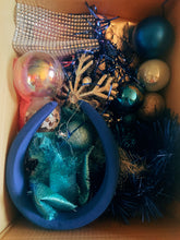 Load image into Gallery viewer, LuinLuland Collaboration: Christmas Crown &quot;Headdress to Impress&quot; Kit
