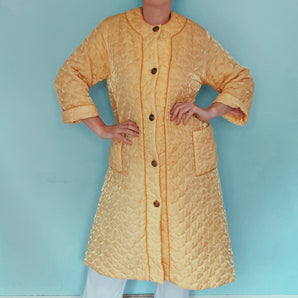 Shiny Yellow quilted 60s Housecoat - Size Medium