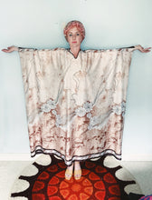 Load image into Gallery viewer, Free Size Vintage Marble Kaftan Dress
