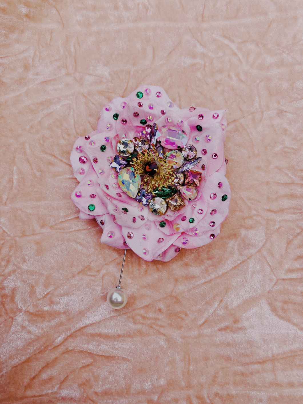Heavily Bejewelled Rose Pastel Pink Pearl Pin Back Brooch