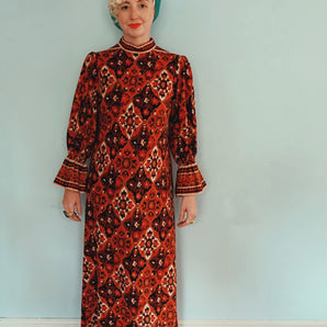 Brown and red 70s print long sleeve maxi dress