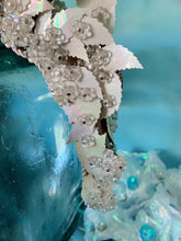 Load image into Gallery viewer, 50s earrings Vintage white sequin Halo Crown
