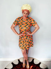 Load image into Gallery viewer, INCREDIBLE 60s Towelling print Dress - zig zag striped size small 8 UK
