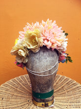 Load image into Gallery viewer, Vintage Summer Flower Headdress
