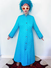 Load image into Gallery viewer, 70s BRIGHT blue quilted housecoat with floral trim
