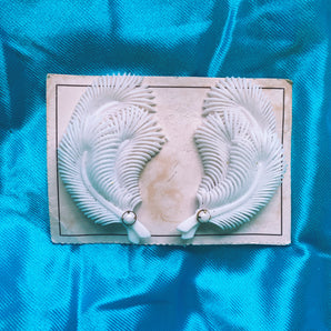 vintage 50s white feather earrings