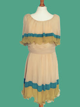 Load image into Gallery viewer, Vintage 1960s / 1970s Dress • Lilli Diamond Flirty Accordion Pleat Sun Dress • Large
