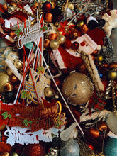 Load image into Gallery viewer, LuinLuland Collaboration: Christmas Crown &quot;Headdress to Impress&quot; Kit
