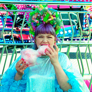 Vintage Rollers "Frenchie" Headpiece