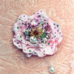 Heavily Bejewelled Rose Pastel Pink Pearl Pin Back Brooch