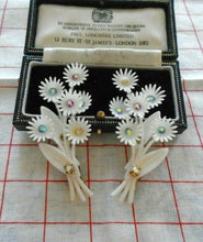 Load image into Gallery viewer, 50s Vintage Plastic White Flower iridescent Gem Diamanté Clip on Earrings
