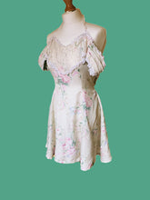 Load image into Gallery viewer, FLORAL TEA DRESS Size 8

